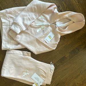 NWT Calvin Klein girls set